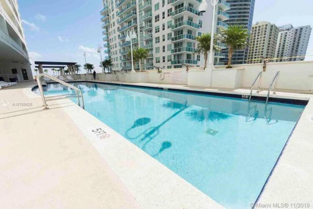 City Views At Brickell Miami Exterior photo